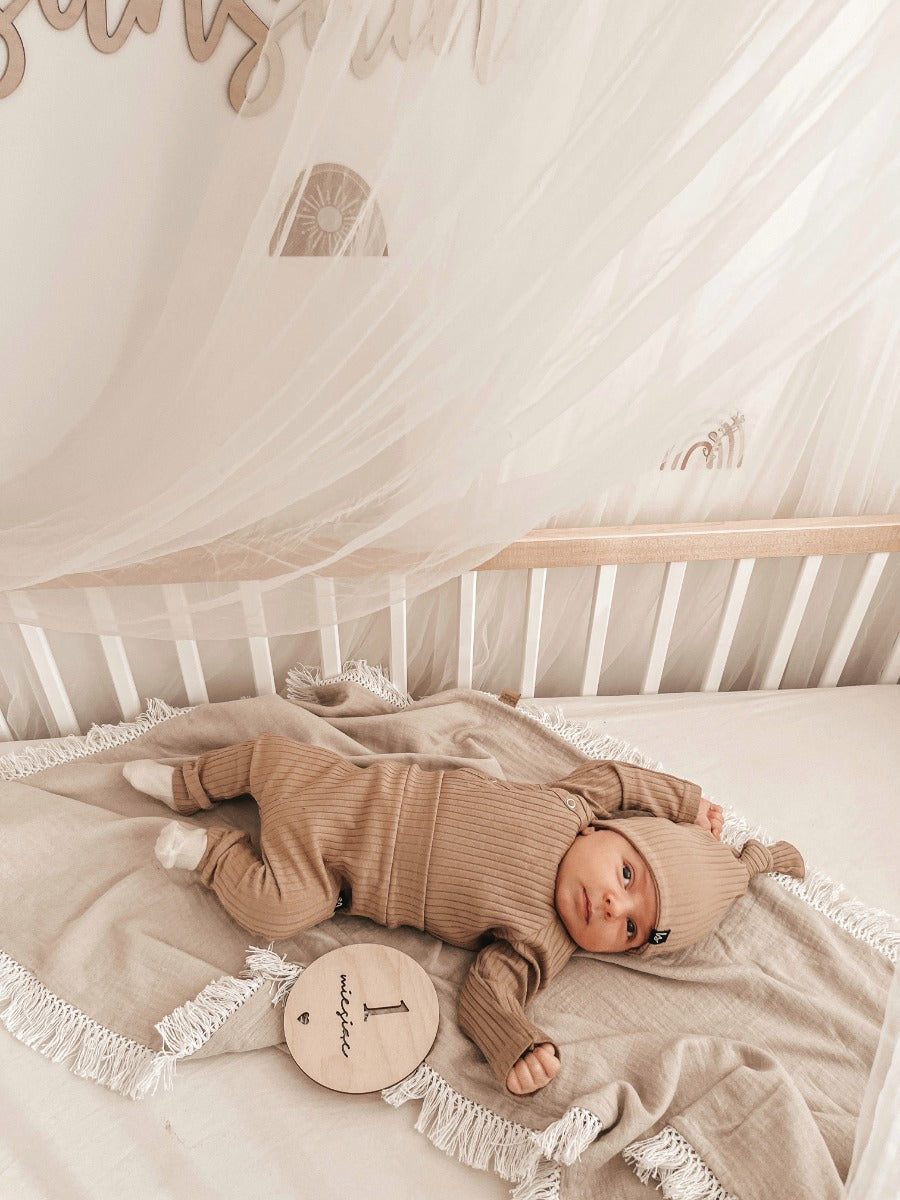 Overslag romper groovy rib (almond)