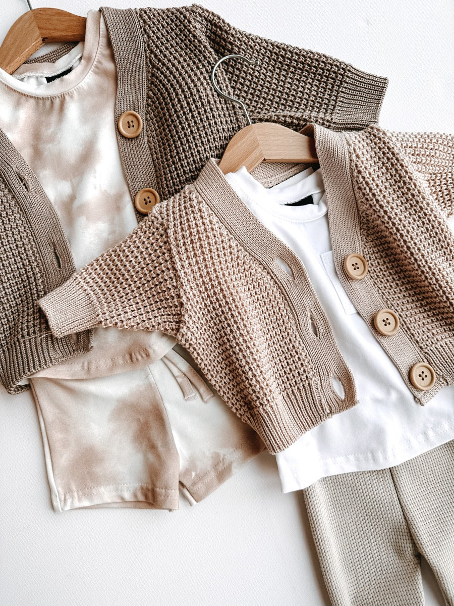 Knitted vestje beige