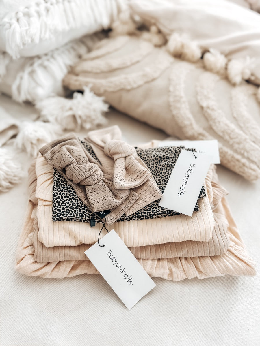 Haarband mit Pointelle-Muster (Streifen) beige