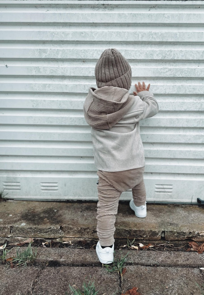 Corduroy capuchon sweater (light oak)