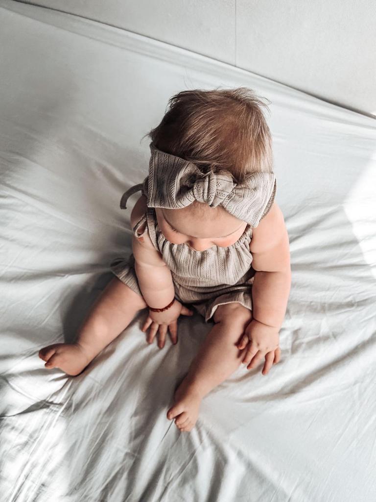 Haarbandje pointelle (strepen) beige