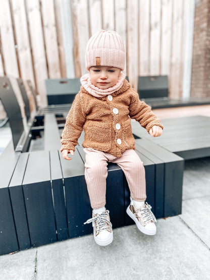 Knitted sjaaltje (roze)