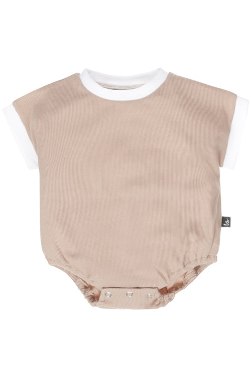 Oversized body rib almond (korte mouw)