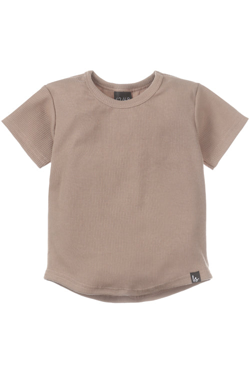braunes Rippstrick-T-Shirt