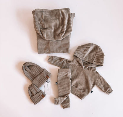 Corduroy capuchon sweater (light oak)