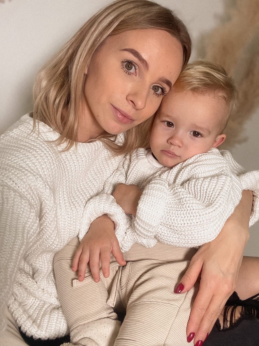 Knitted sweater (ecru) Adult