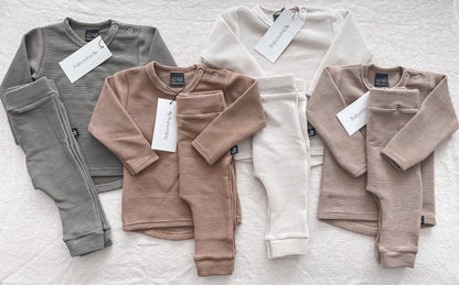 Rib longsleeve (sand) (rounded back)