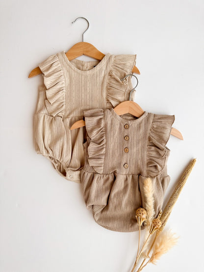 Summer ruffle playsuit pointelle (beige)