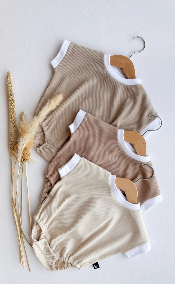 Oversized body rib almond (korte mouw)