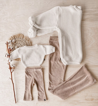 Knitted sweater (ecru)