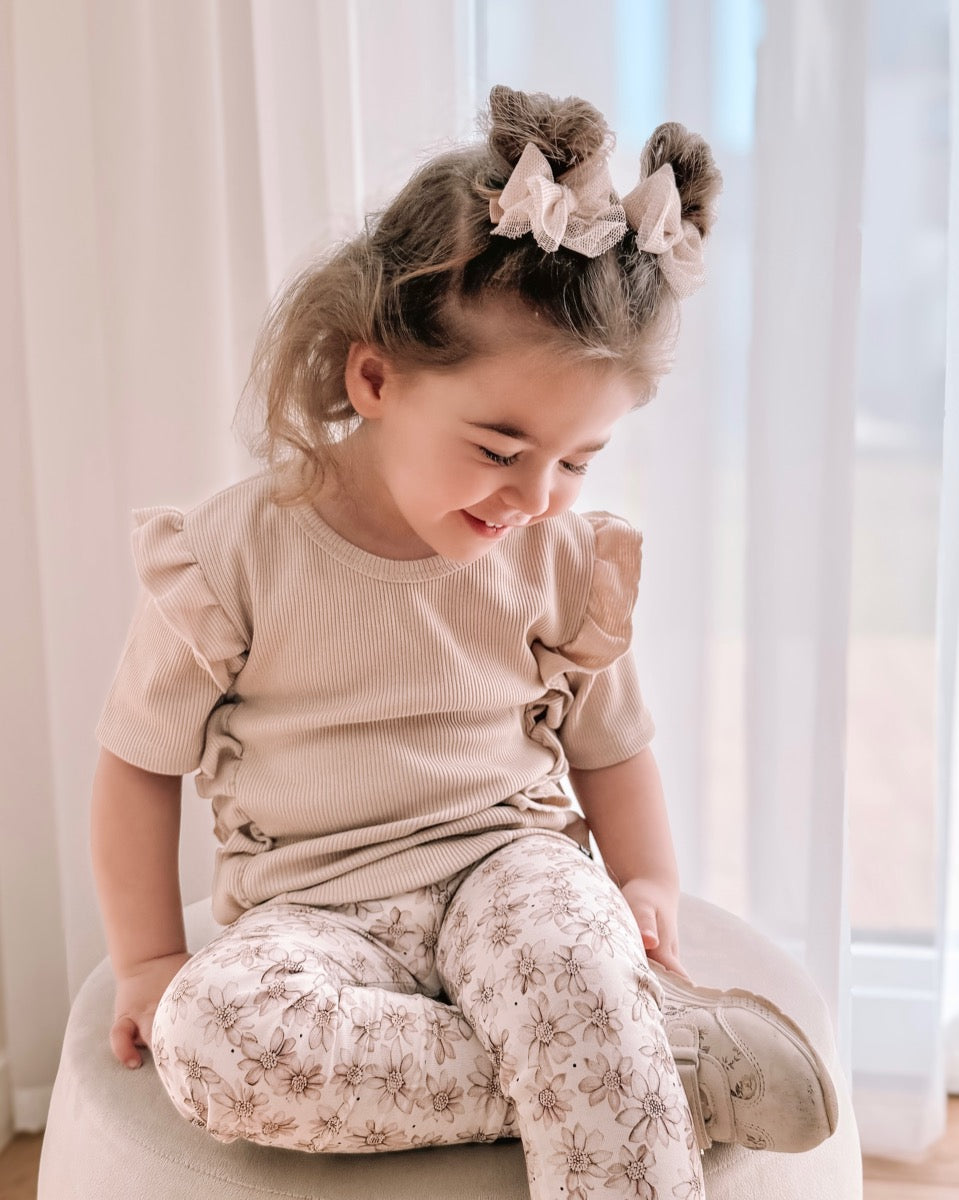 Vertical ruffle t-shirt rib sand