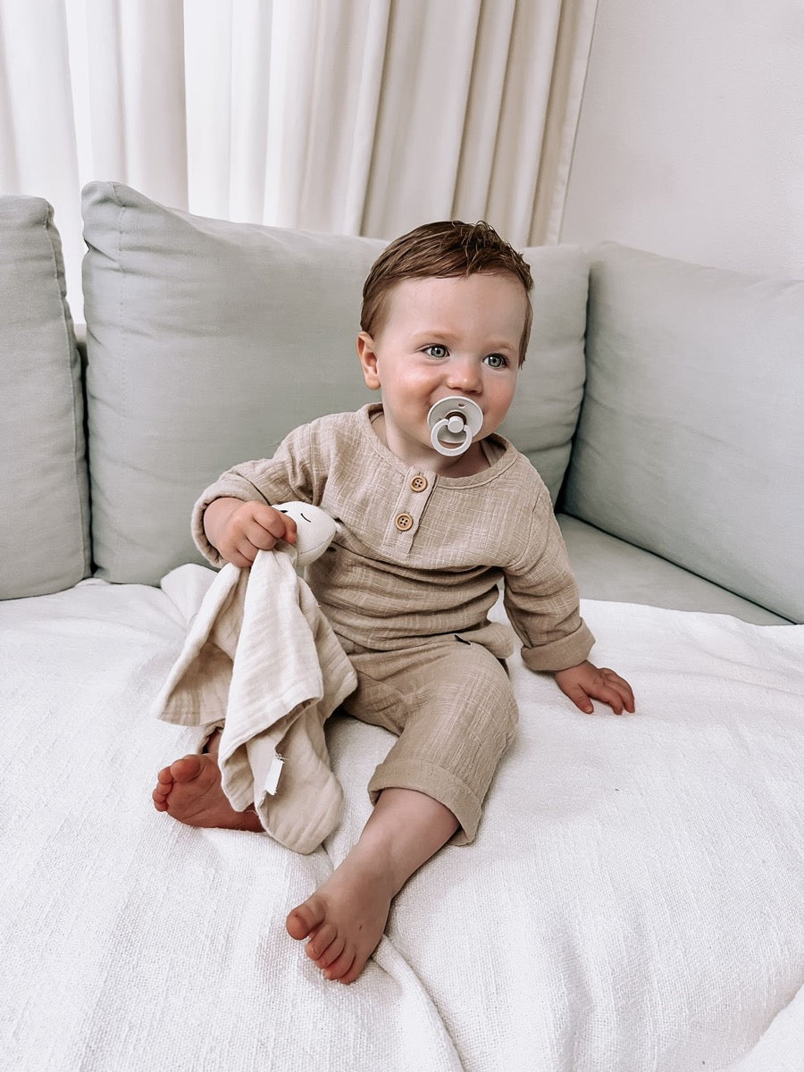 Linnen longsleeve almond