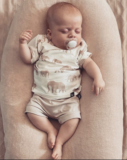 Little elephant t-shirt