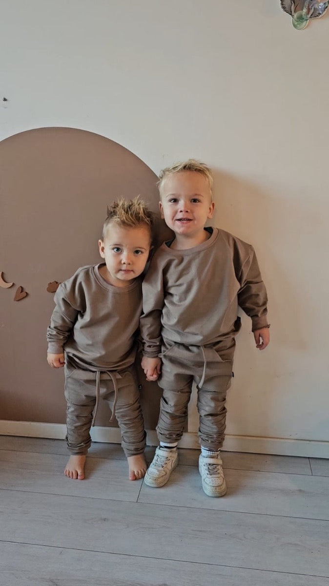 Sweater loose fit (light oak)