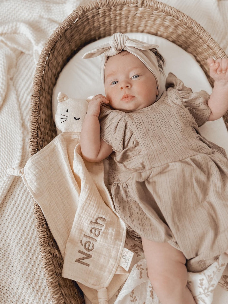 Summer ruffle playsuit pointelle (beige)