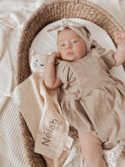 Summer ruffle playsuit pointelle (beige)